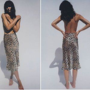 RÉALISATION PAR Leopard Print Skirt